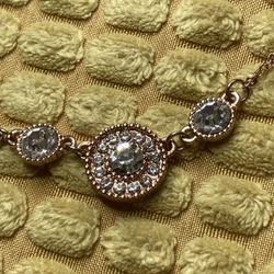 Beautiful Liz Claiborne Pendant Necklace.