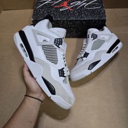 Jordan 4s Military 