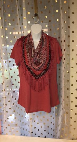New without tags size medium shirt with detachable fringe scarf