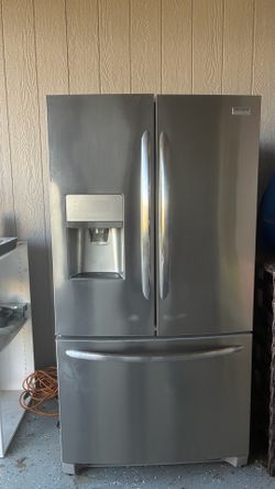 Frigidaire French door refrigerator