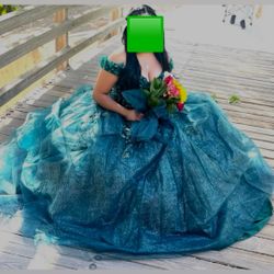Quince dress and crown