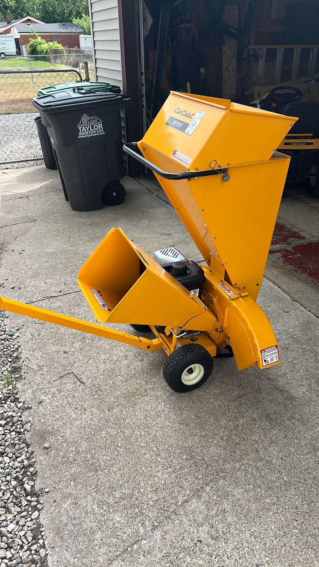 Cub Cadet Chipper Shredder