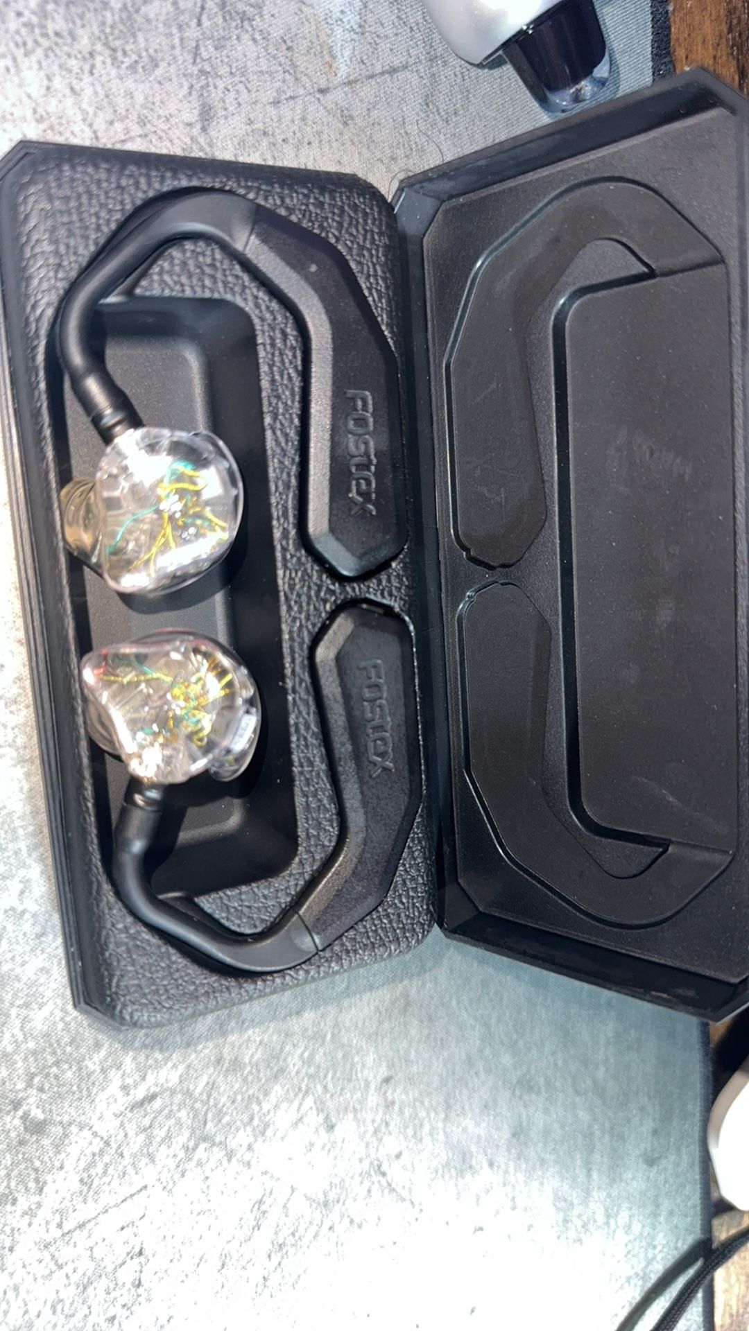 Ultimate Ears 18+ Pro With Foster Bluetooth