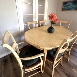 Hickory White Solid Wood Round Dining Table + 6 Chairs