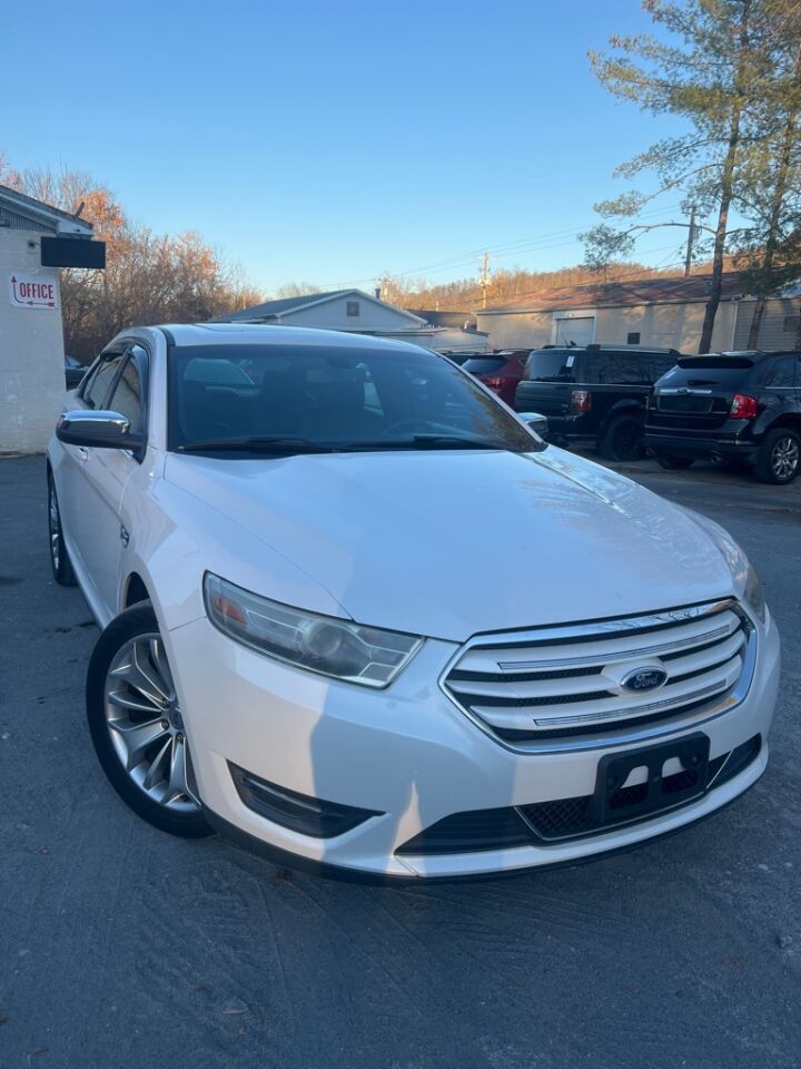 2013 Ford Taurus