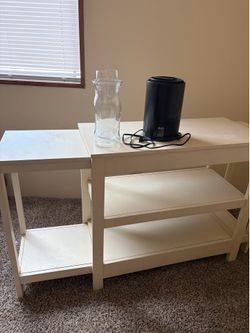 Expandable table or dresser