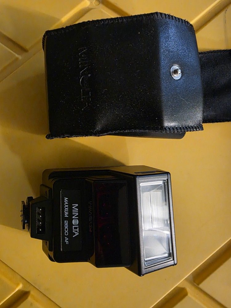 Minolta Maxxum 2800 AF Flash