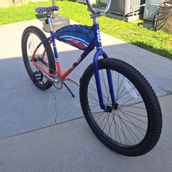 STATE KLUNKER BIKE WITH TIRES 27.5 SPECIAL EDITION  WITH BAG READY TO RIDE IN EXELENT CONDITION 