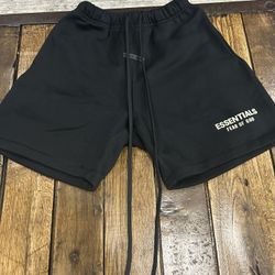 Essentials Shorts