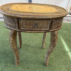 Table oval  pine  $50  pick up only  bonanza and lamb