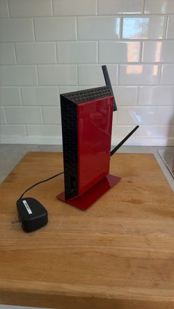 NETGEAR WiFi Range Extender with Power Adapter