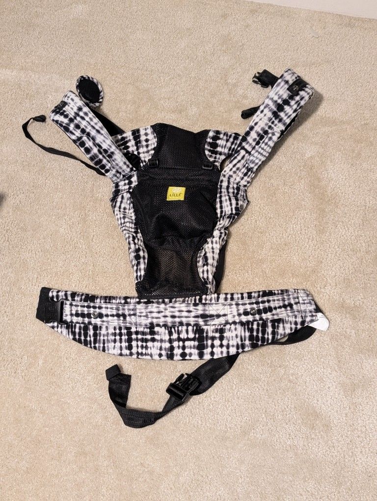 LÍLLÉbaby Complete Airflow Baby Carrier