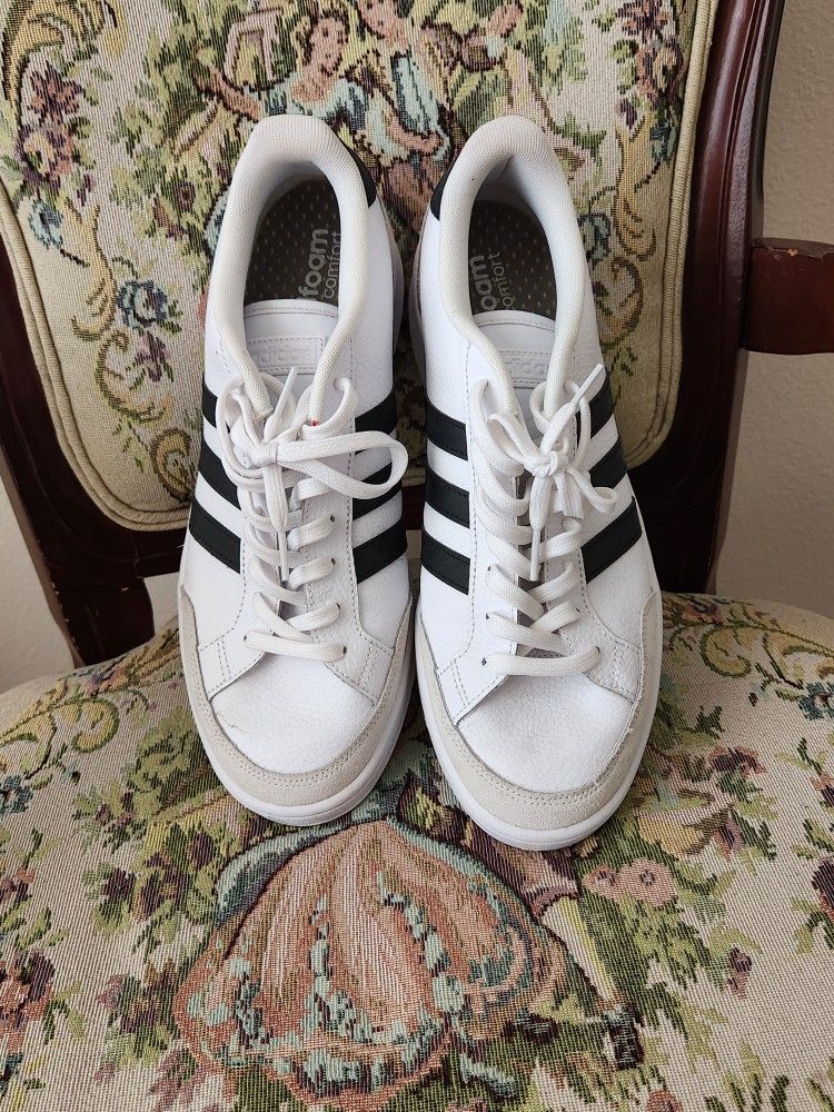 Adidas Women Tennis Shoes Size 11