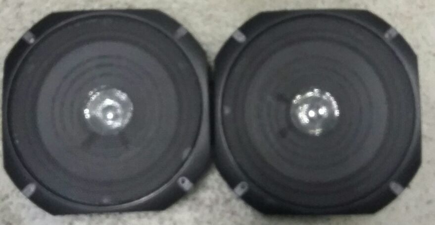 Audiovox 6 inch speakers