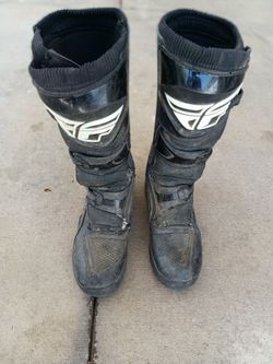 Fly racing boots