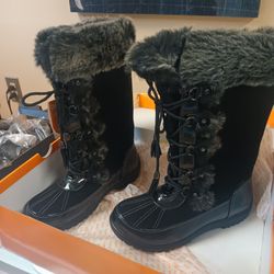 Shoes Bags Many Different Sizes And Brands