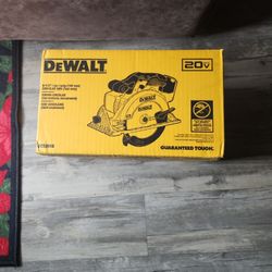 Dewalt 20v CIRCULAR SAW 6 1/2"