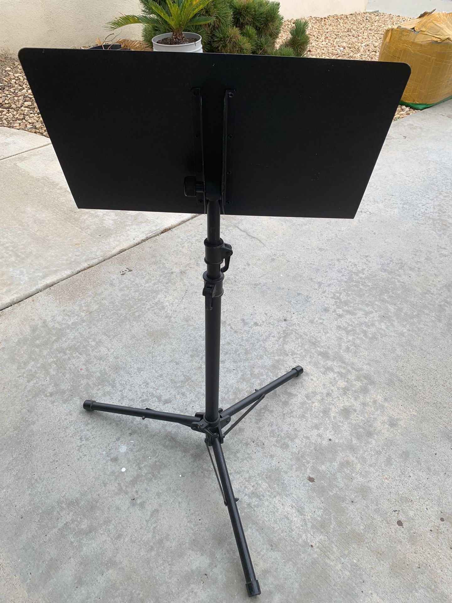 Adjustable Proline Music Stand