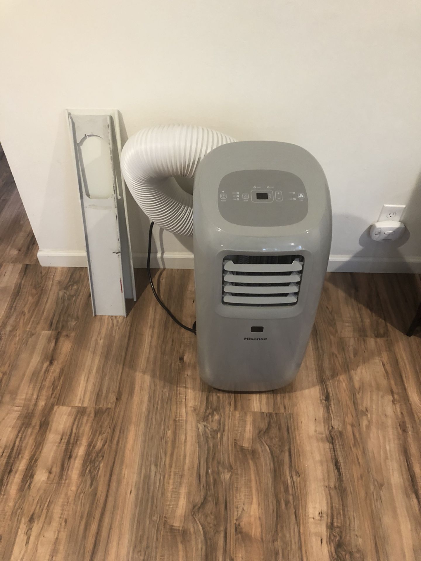 HiSense air Conditioning Unit
