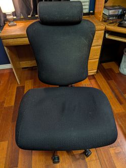 24/7 Durable Office Chair - Wide Seat - Best Offer