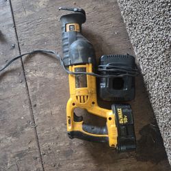 Dewalt Saw And Charger Battery Holds Charge  If Sitting 3or 4 Days Goes Low