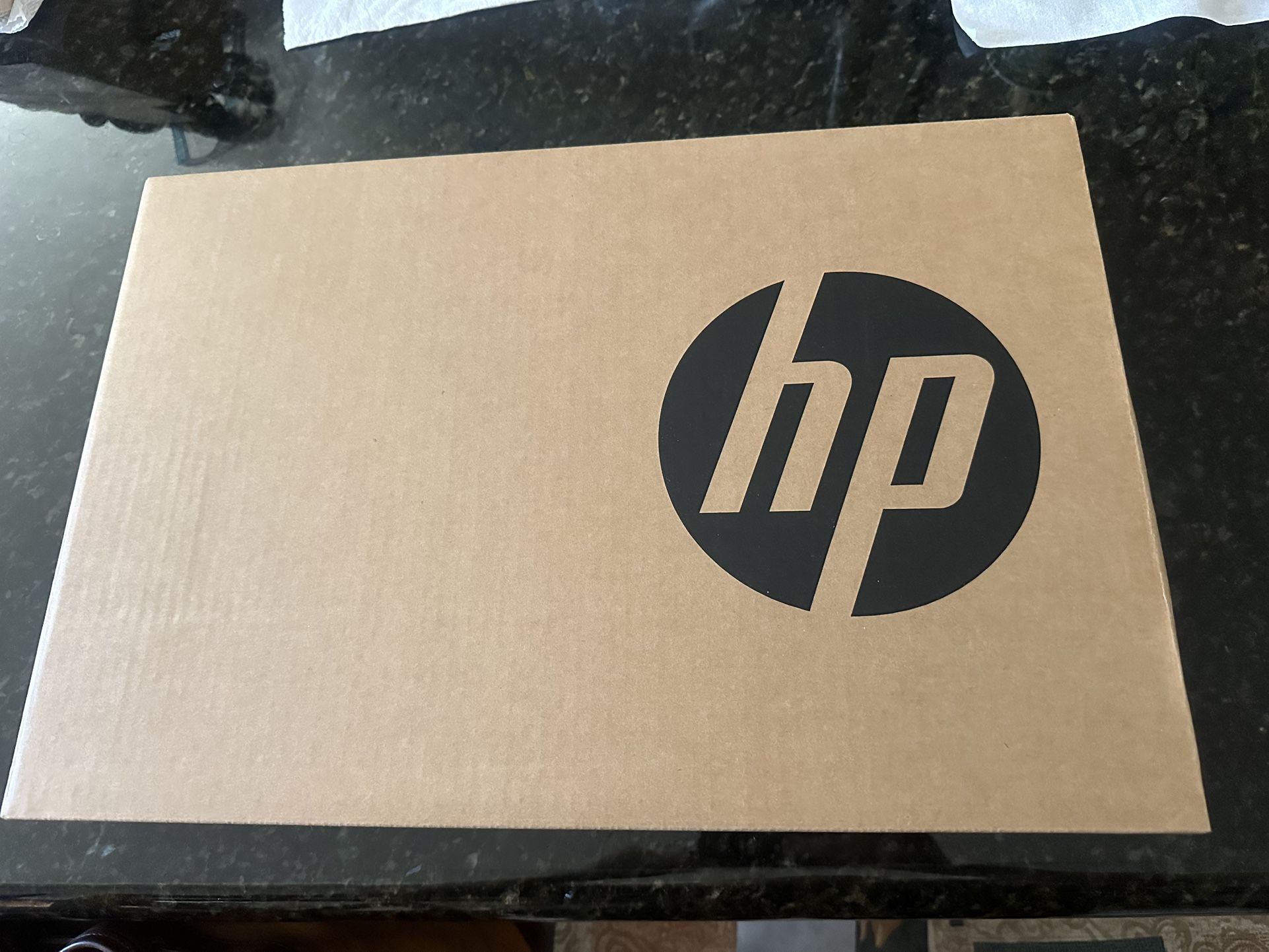 Hp probook Laptop 445 G11 14in New