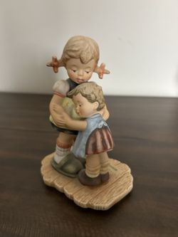 Goebel Hummel Love Girls