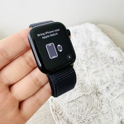 Apple watch series 9 45MM  wifi and cellular unlocked 
