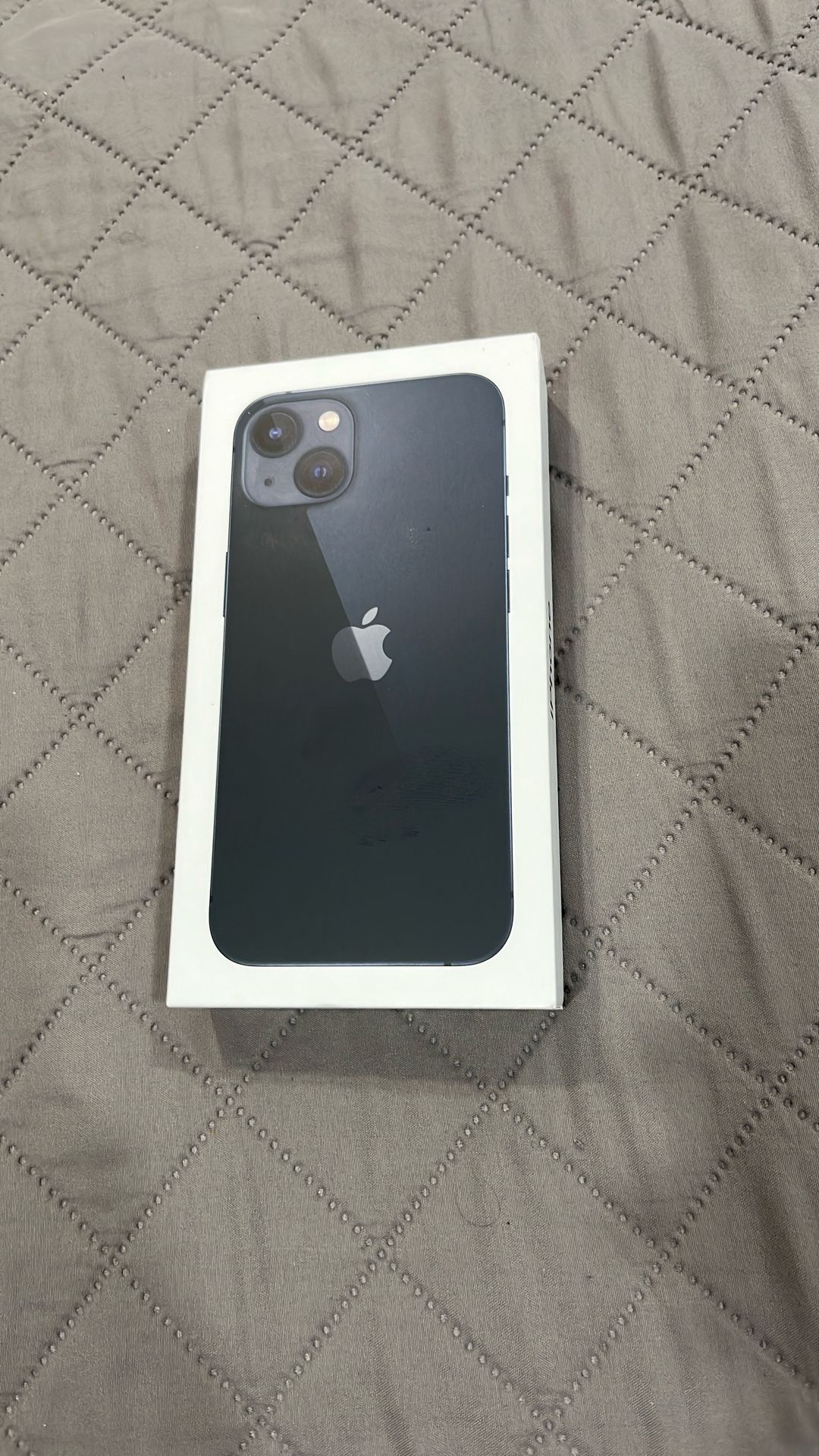 Sale IPhone 13 /128GB Unlocked
