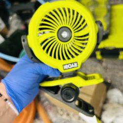 Ryobi Clip On Fan With USB LITHIUM BATTERY 