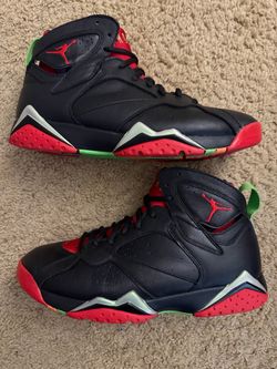Size 10.5 (Used condition, no box) - Air Jordan 7 retro Marvin the Martian