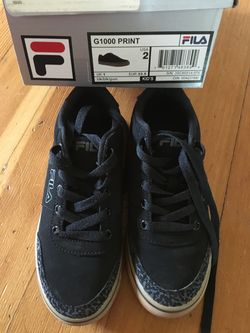 Fila G1000 Print Kids Sneakers Size 2 brand new