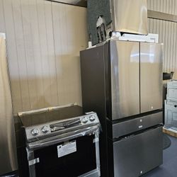 Bespoke SET Samsung Microwave- Dishwasher- Stove- Refrigerator 