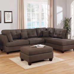BROWN REVERSIBLE CHAISE SECTIONAL WITH OTTOMAN 