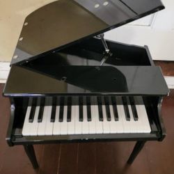Piano 30 Key Children Working Great 