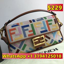 Fendi Baguette Pochette Shoulder Bag Purse