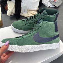 Men’s Nike Zoom Blazer Size 10.5