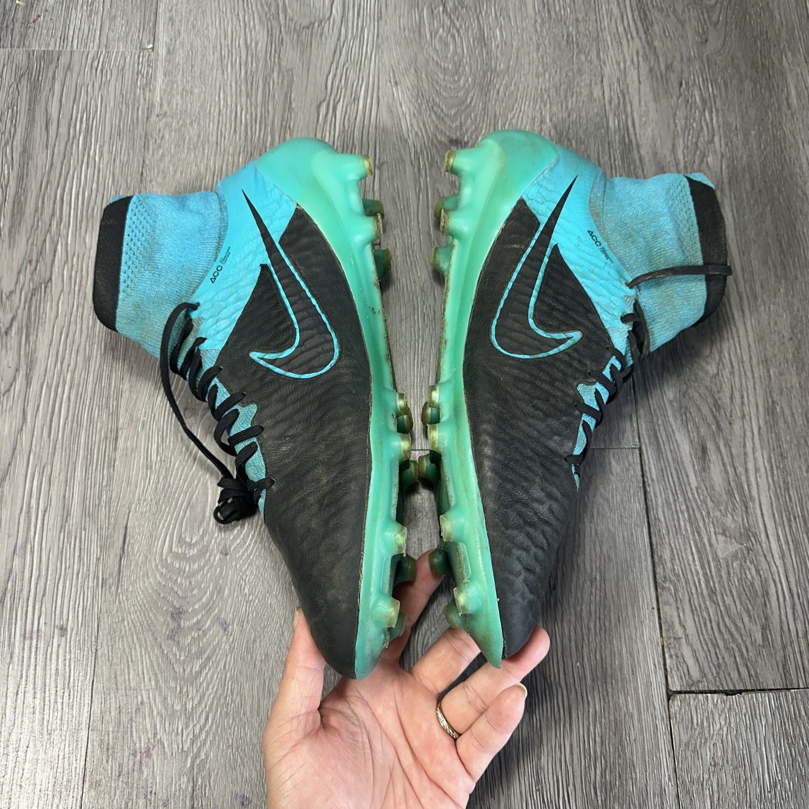 Magista Obra Tech Craft Leather FG 'Black Turquoise Blue' Soccer