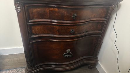 Bedside table