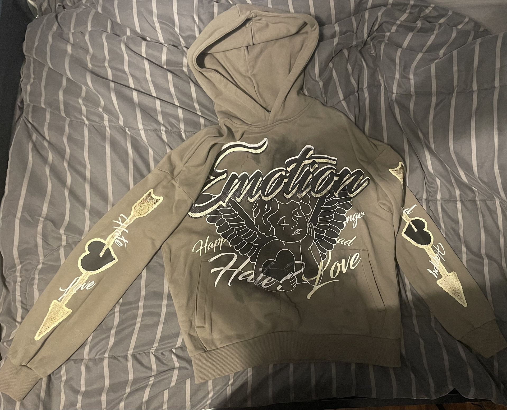 Graphic Hoodie Medium