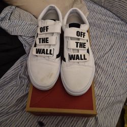 VANS OFF THE WALL OLD SKOOL V... SIZE 7Y 