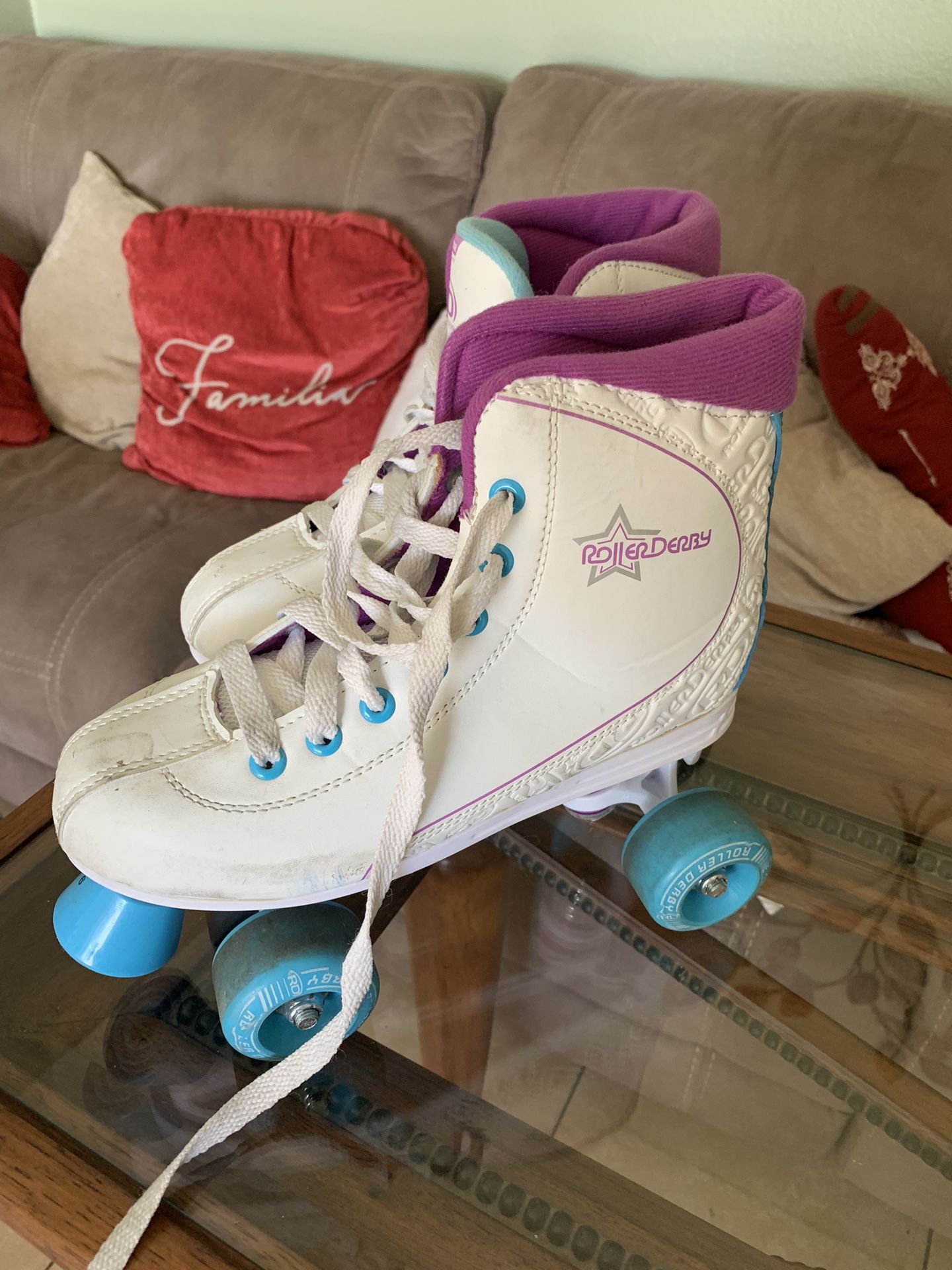 Skates