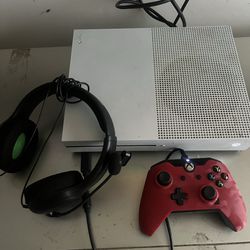 XBOX ONE With 2 Controllers( Blue Wireless$50) (Red Wired)