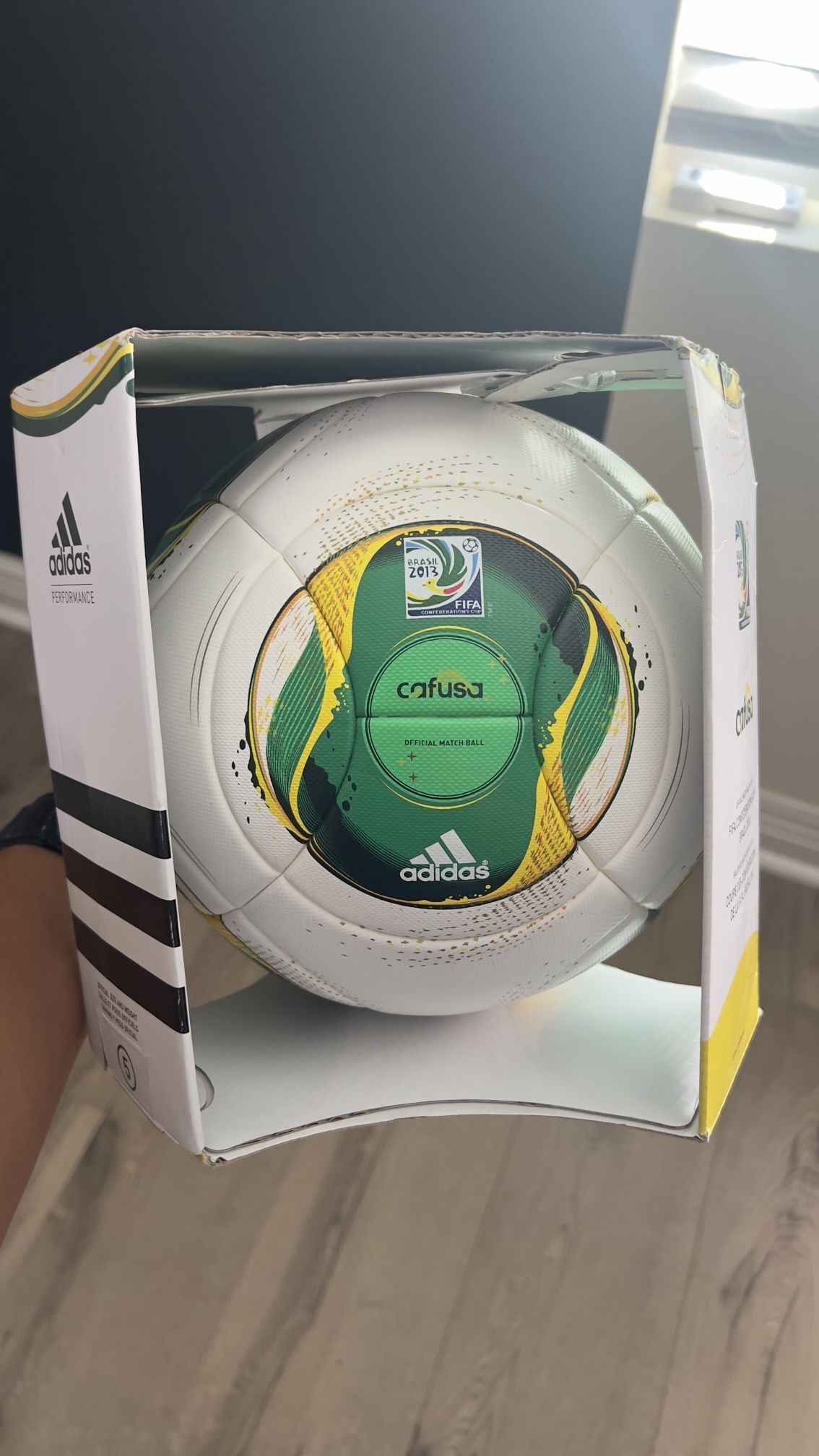 Adidas Cafusa official match ball