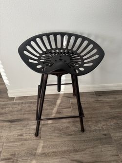 Saddle Seat Bar Stool