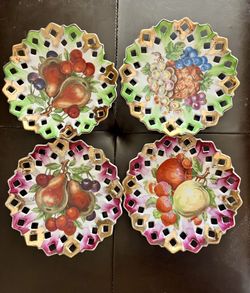 Kitchen Plates