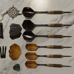 CC-EXQUISTE Darts Set Steel Tip Never Used 