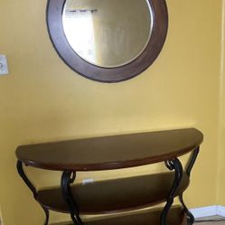 Entrance Table And Mirror