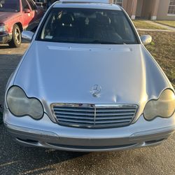Mercedes Benz C(contact info removed)