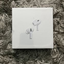 AirPods Pro 2 ( Gen 2) With MagSafe Charging Case 